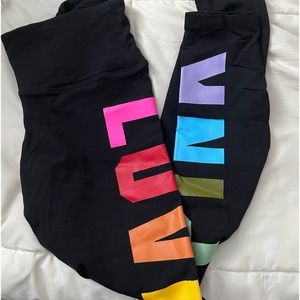 Victoria's Secret PINK leggings;size medium; worn once